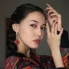 dika_strai