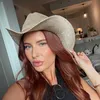 nikkiglajz