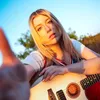 sarah_hollins