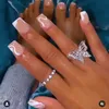 soso_v_nails