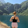 Lara...!