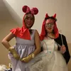 un_petit_papillon_rouge