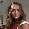 chloelarkin2