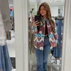 lesli_2403