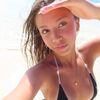 angelaharneyy