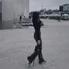 th_141093