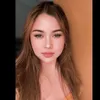 Queentrades | Ella.