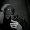 dami1_black