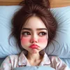 Quỳnh Anh review