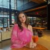 leah_touchstone