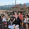 shela_family