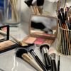 makeup.._artist