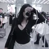 Vi