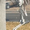 skeletons_on_swings