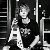 dyla_n_guitar