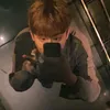 ayoxne