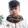 Cậu bé lơ xe 😀