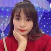 Thanh Hằng giày da