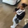 _.nellz0