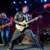 chrisplaysguitar
