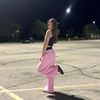 claire_wht