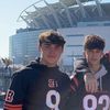 luke_thompson14
