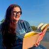al_reads18