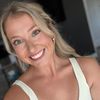 hollylynne98