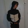 hjkkbjeweetmenaam