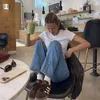 victorialewis_