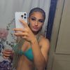 shelovesle_