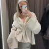 madeleinehellawell