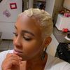 queenb_01_