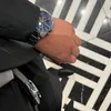 ijaz_294