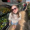 leah_is_short05