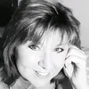lyn__hughes