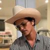chuck_bisteck
