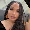 thecurvyartist