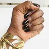 miss_vig_nails