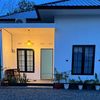 Rumah mungil