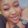 olokuta_nails_technicial