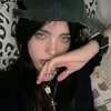 𝐏-