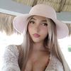 chanel_uribe_