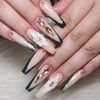 akiernails