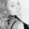 robyn_amy3