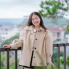 Cô Hoàng Ngọc