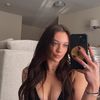 livvysimone