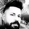 313  رجل خالط الشيب لحيته