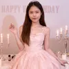 Tập hóa mới nhú