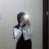 haniadelaputri_